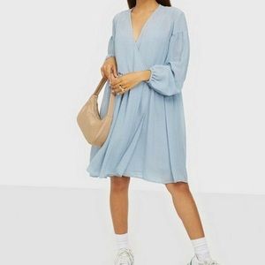 NEW WITH TAGS!! 🏷️Samsoe Samsoe dress, Dusty Blue Size Medium. MSRP $190